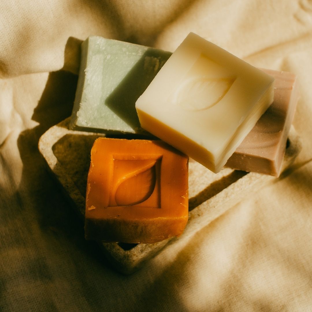 SAPONE VEGETALE DAMASCUS rosa damascena 65 gr