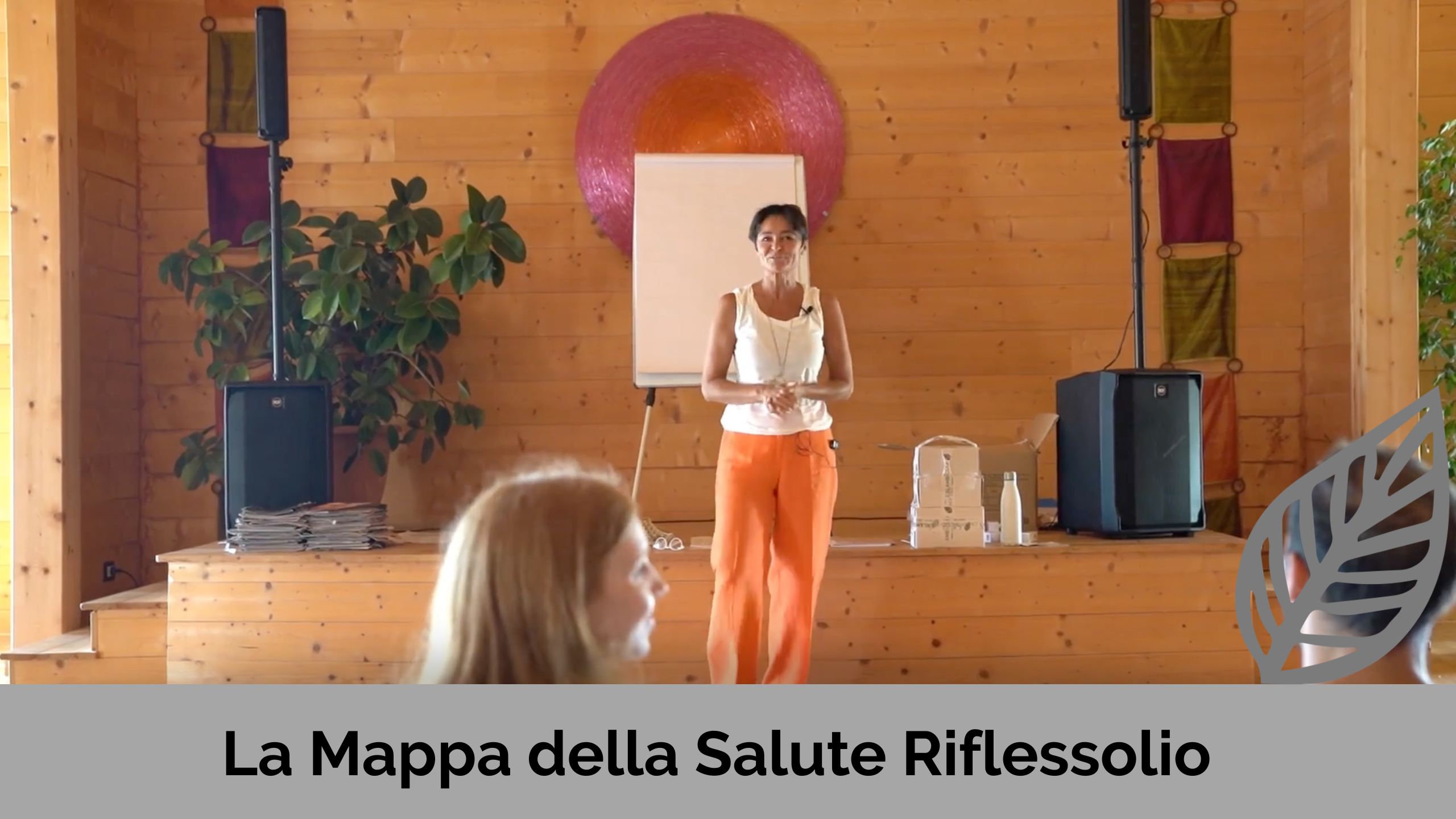 Carica il video: 